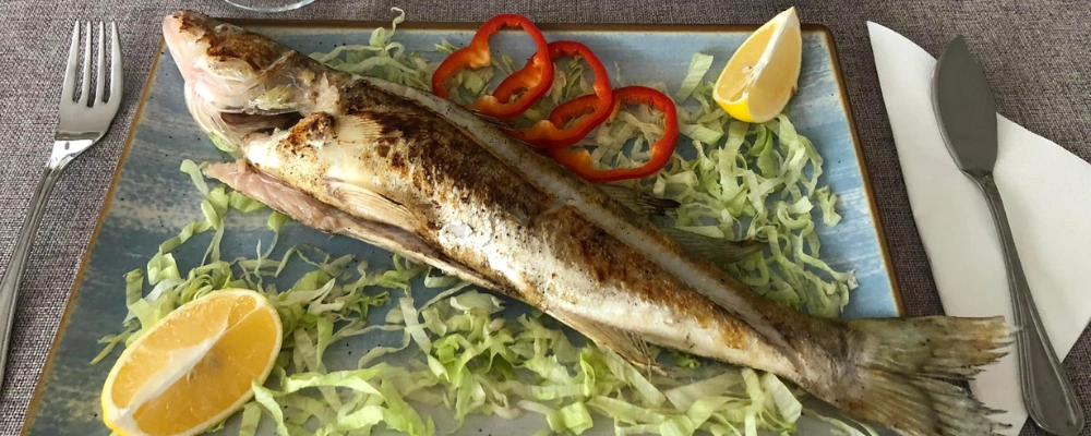 Restaurant pescaresc langa Jurilovca